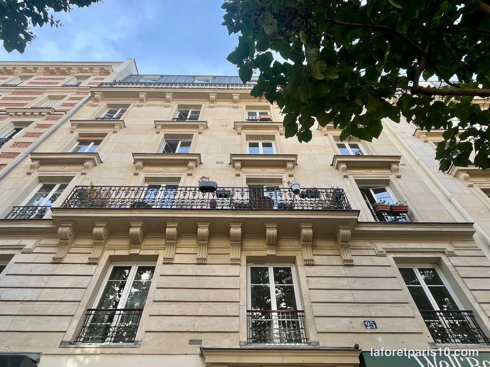You are currently viewing 25 avenue de Laumière, Paris 19e — immeuble en pierre de taille ravalé en 2018
