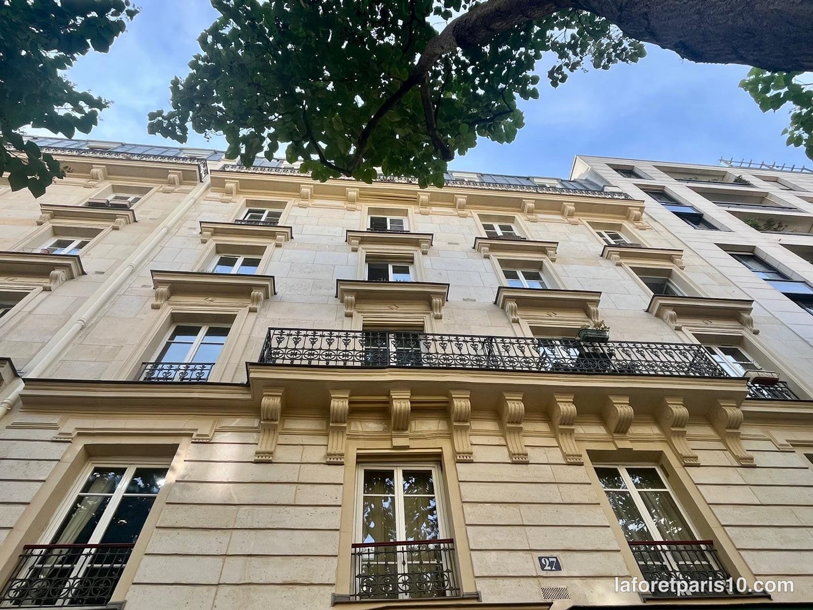 You are currently viewing 27 avenue de Laumière, Paris 19e — immeuble de 1893 ravalé en 2020