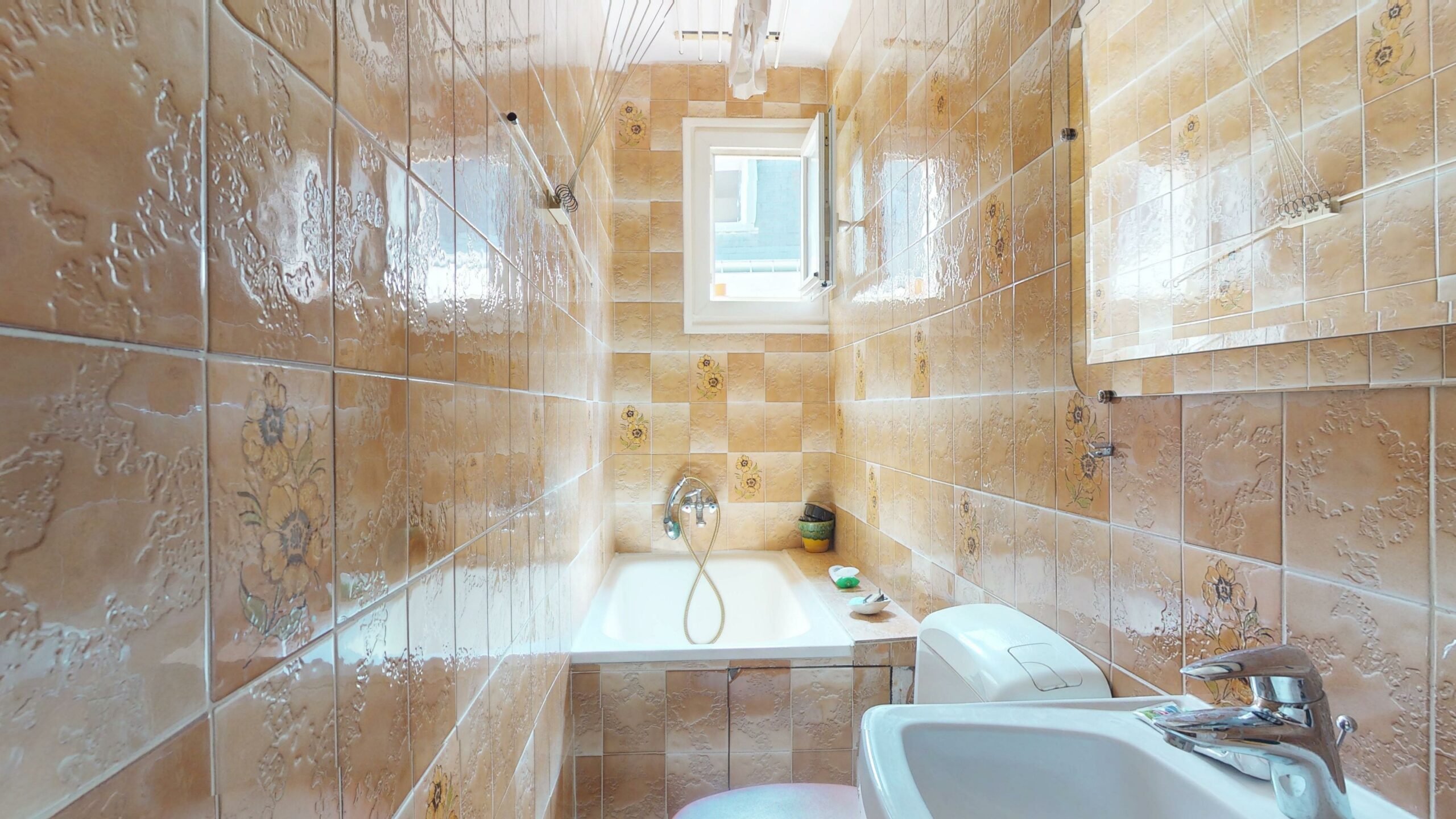 Salle d'eau — appartement 2 pièces 39 m², rue Louis Blanc, Paris 10e