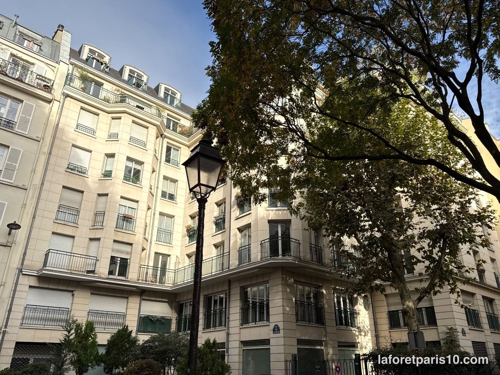 You are currently viewing 16 cour des Petites-Écuries, Paris 10e — résidence de la cour des Petites-Écuries