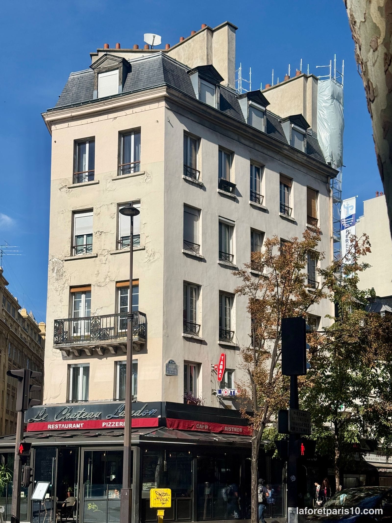 You are currently viewing 185 rue du Faubourg Saint-Martin, Paris 10e — immeuble d&rsquo;angle avec la rue du Château-Landon