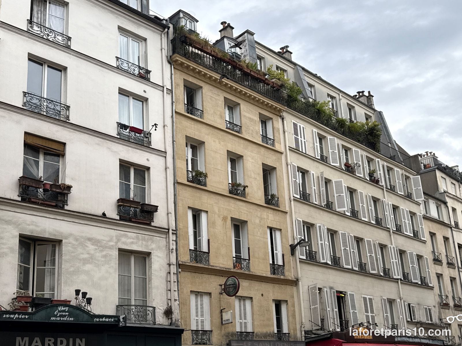 You are currently viewing 21 rue du Faubourg Saint-Denis, Paris 10e — immeuble du XVIIIe siècle
