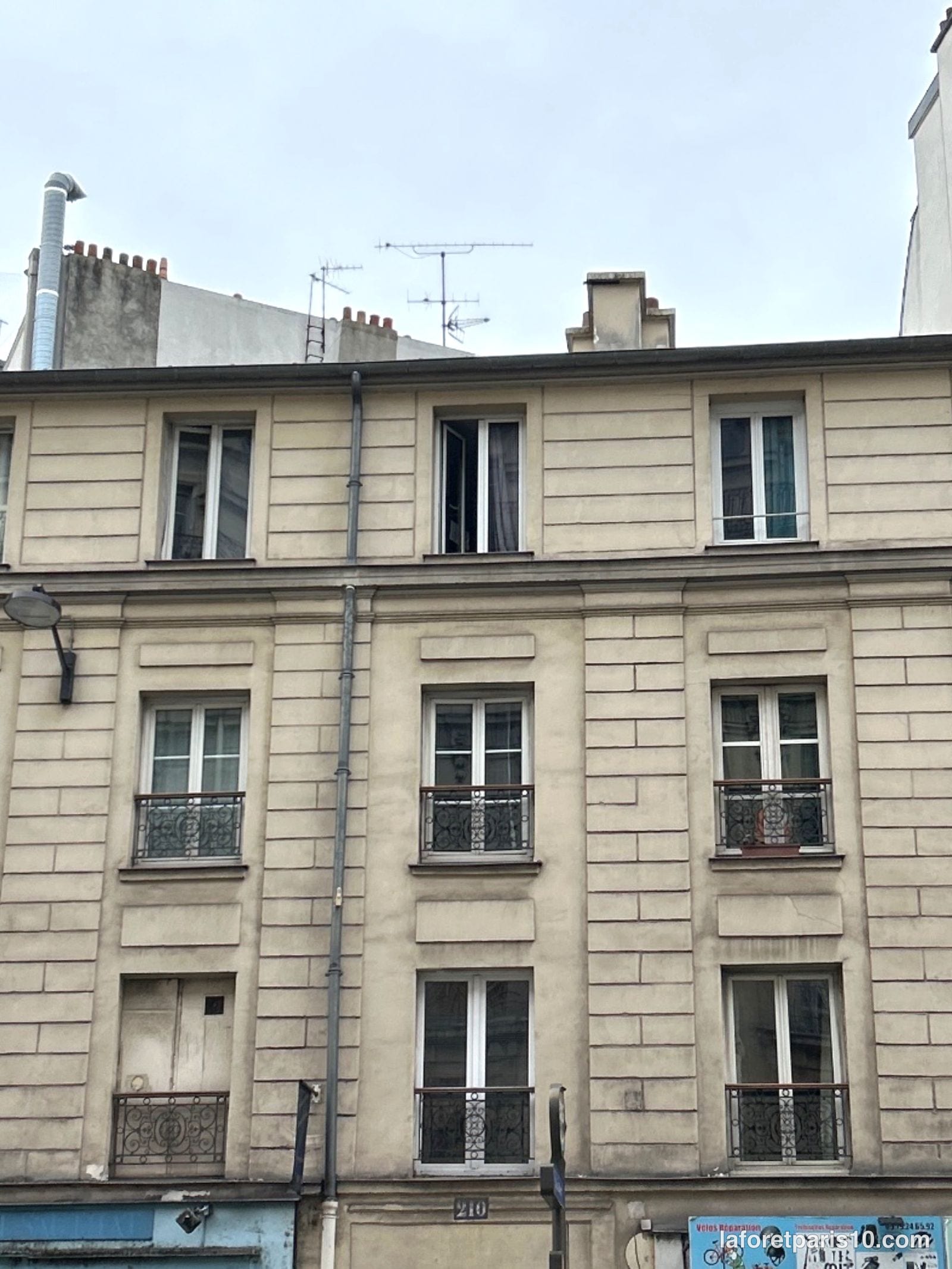 You are currently viewing 210 rue La Fayette, Paris 10e — immeuble des environs de 1900