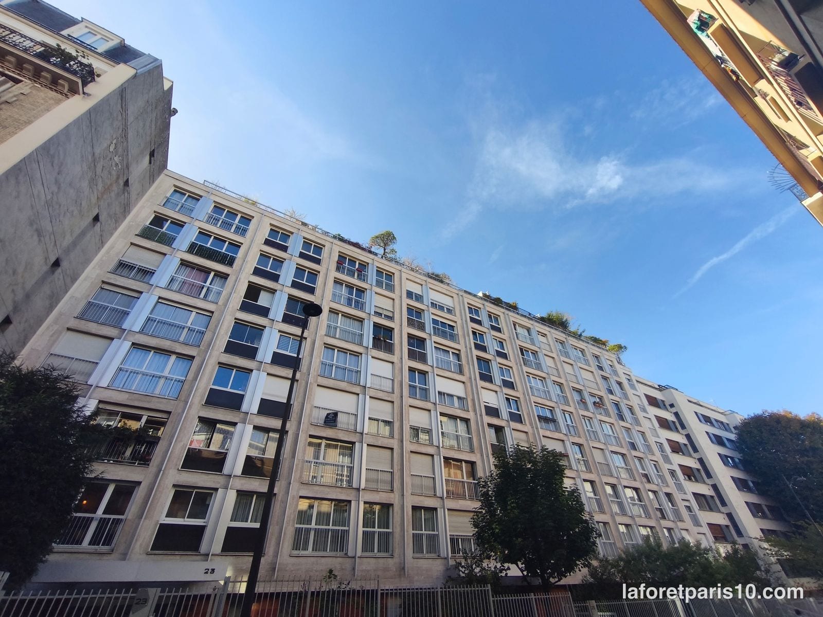 You are currently viewing 27 rue Cavendish, Paris 19e — résidence des années 1970, aussi au 23