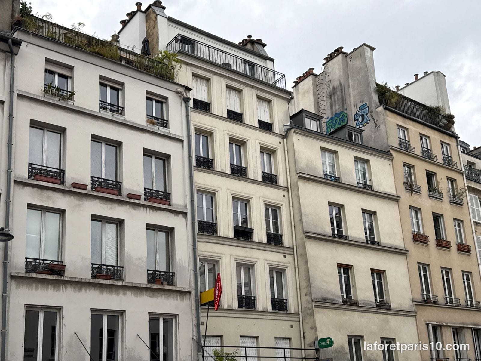 You are currently viewing 52 rue du Faubourg Saint-Martin, Paris 10e — immeuble antérieur à 1800