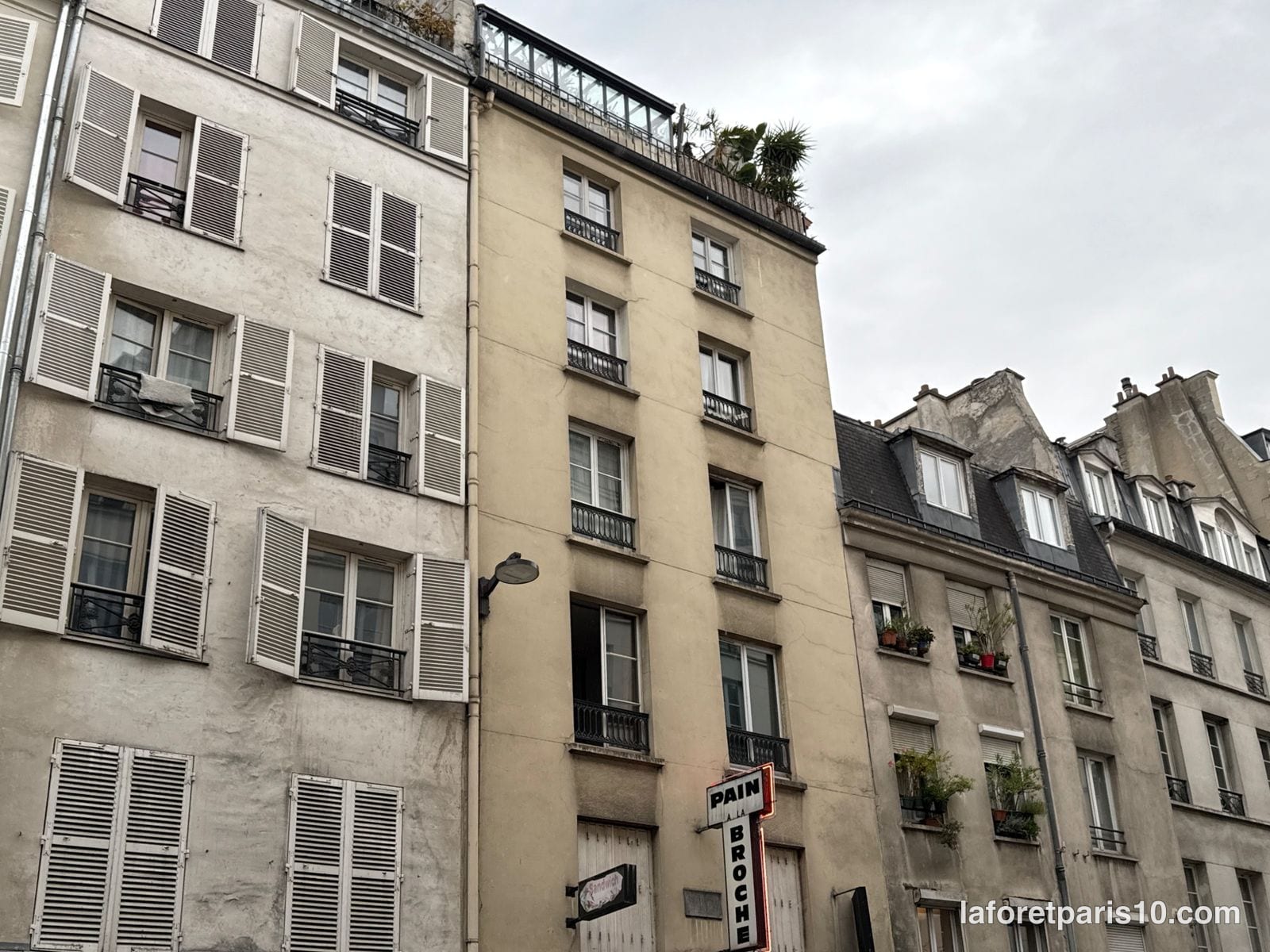 You are currently viewing 57 rue du Faubourg Saint-Denis, Paris 10e — immeuble faubourien antérieur à 1800