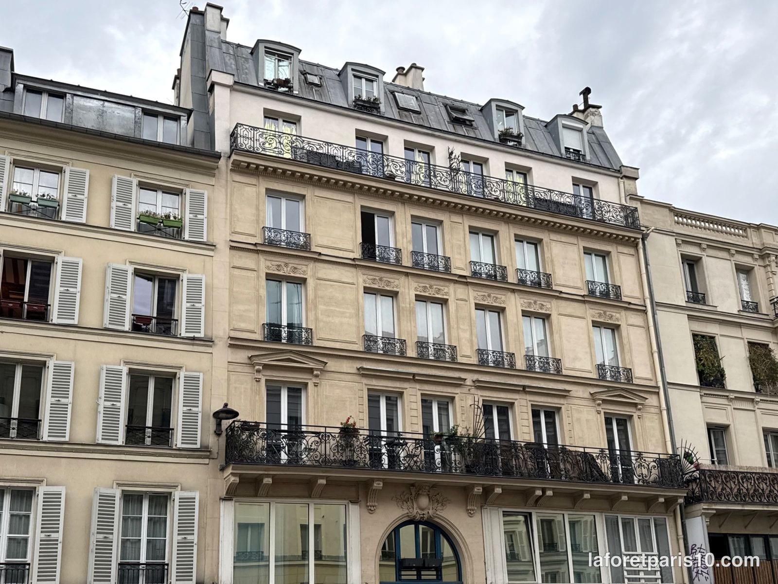 You are currently viewing 64 rue du Faubourg Saint-Martin, Paris 10e — immeuble des environs de 1900